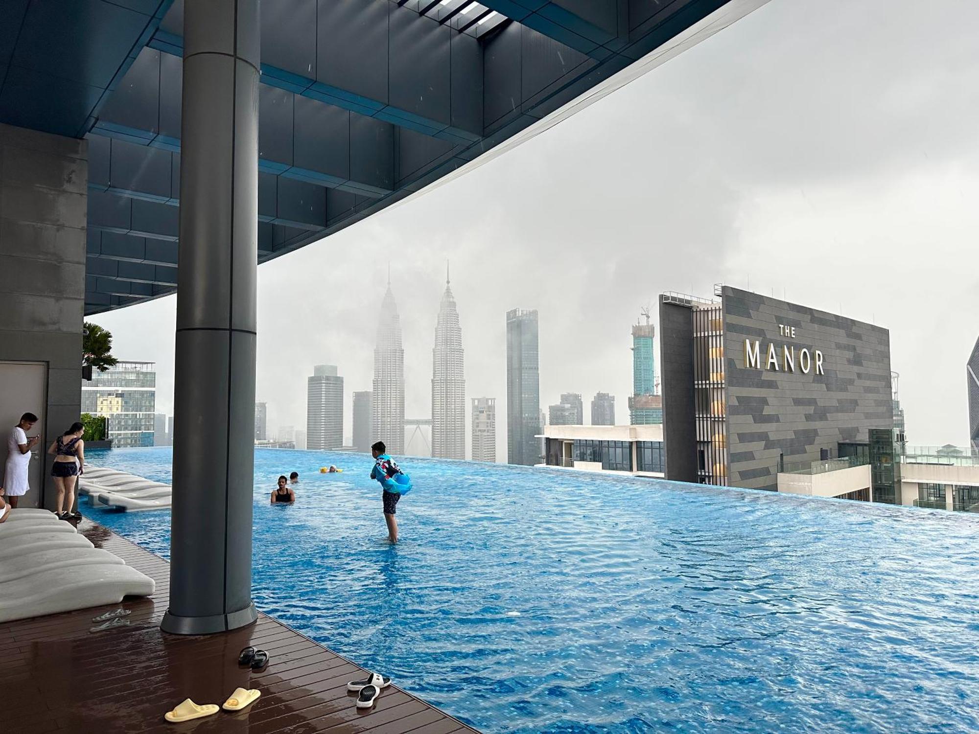Eaton Service Apartment At Klcc Kuala Lumpur Zewnętrze zdjęcie