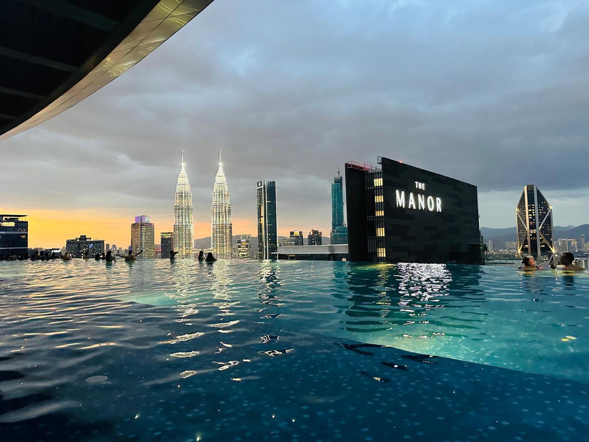Eaton Service Apartment At Klcc Kuala Lumpur Zewnętrze zdjęcie